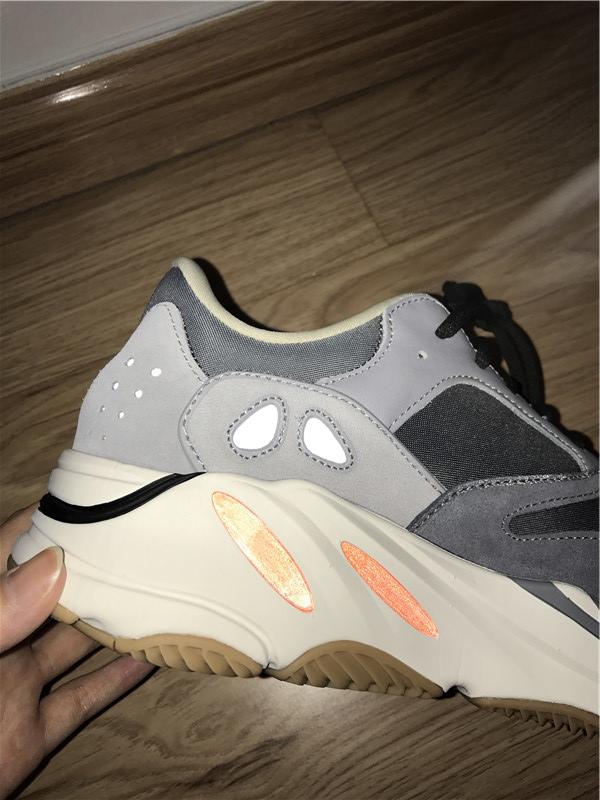 PK GOD YEEZY 700 Magnet FV9922 RETAIL MATERIALS READY TO SHIP